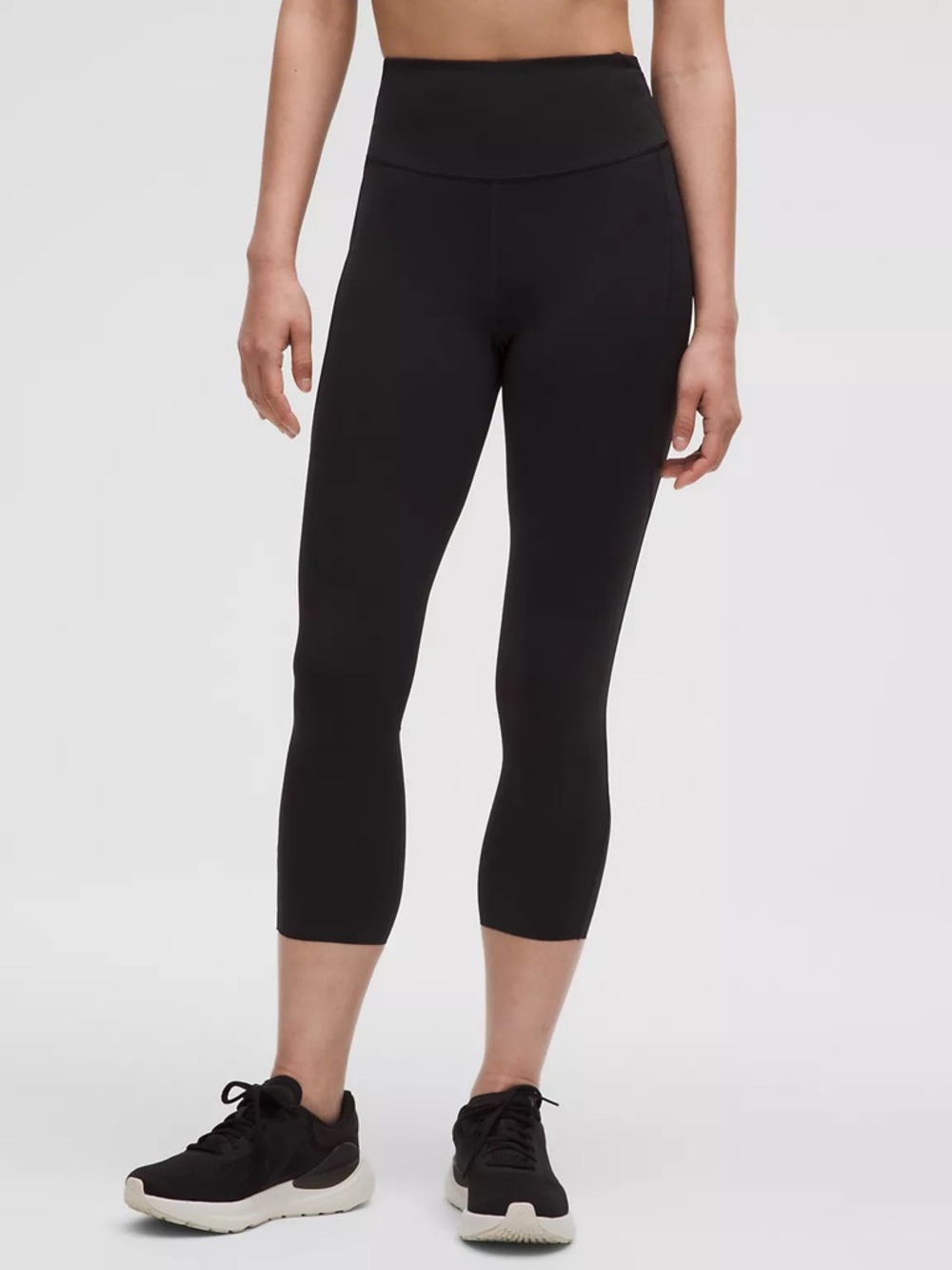 lululemon athletica Black Ankle Cropped Leggings